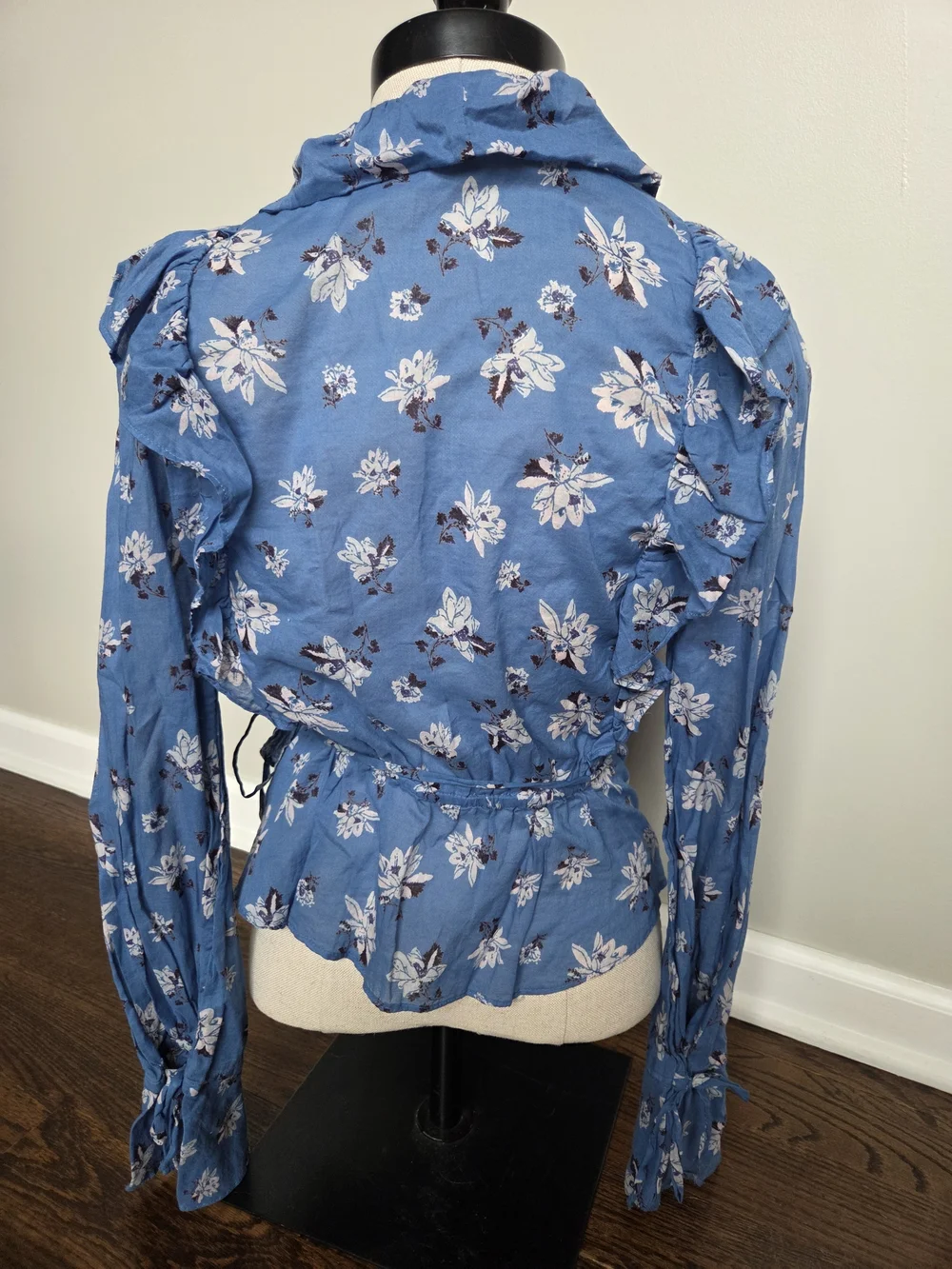 FREE PEOPLE Amanda Blue Floral Ruffle Wrap Top Cotton
